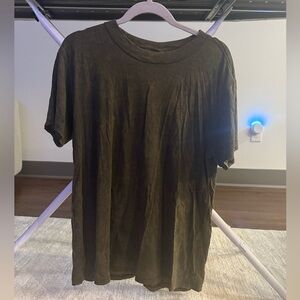 lululemon t shirt
